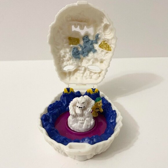 Vintage 1993 Lot of 2 Mighty Max McDonalds Abominable Snowman Yeti Toys - Picture 16 of 16